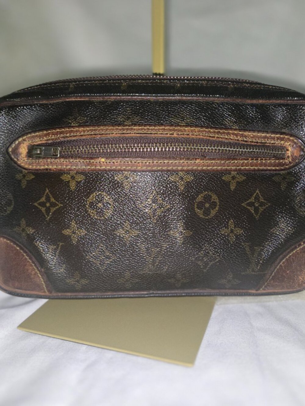 AUTHENTIC Louis Vuitton Vintage Monogram Toiletry Pouch / Travel Case - Picture 2 of 10
